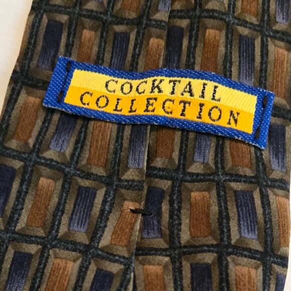 Cocktail Collection Tie - Great Condition - Picture 3 of 6